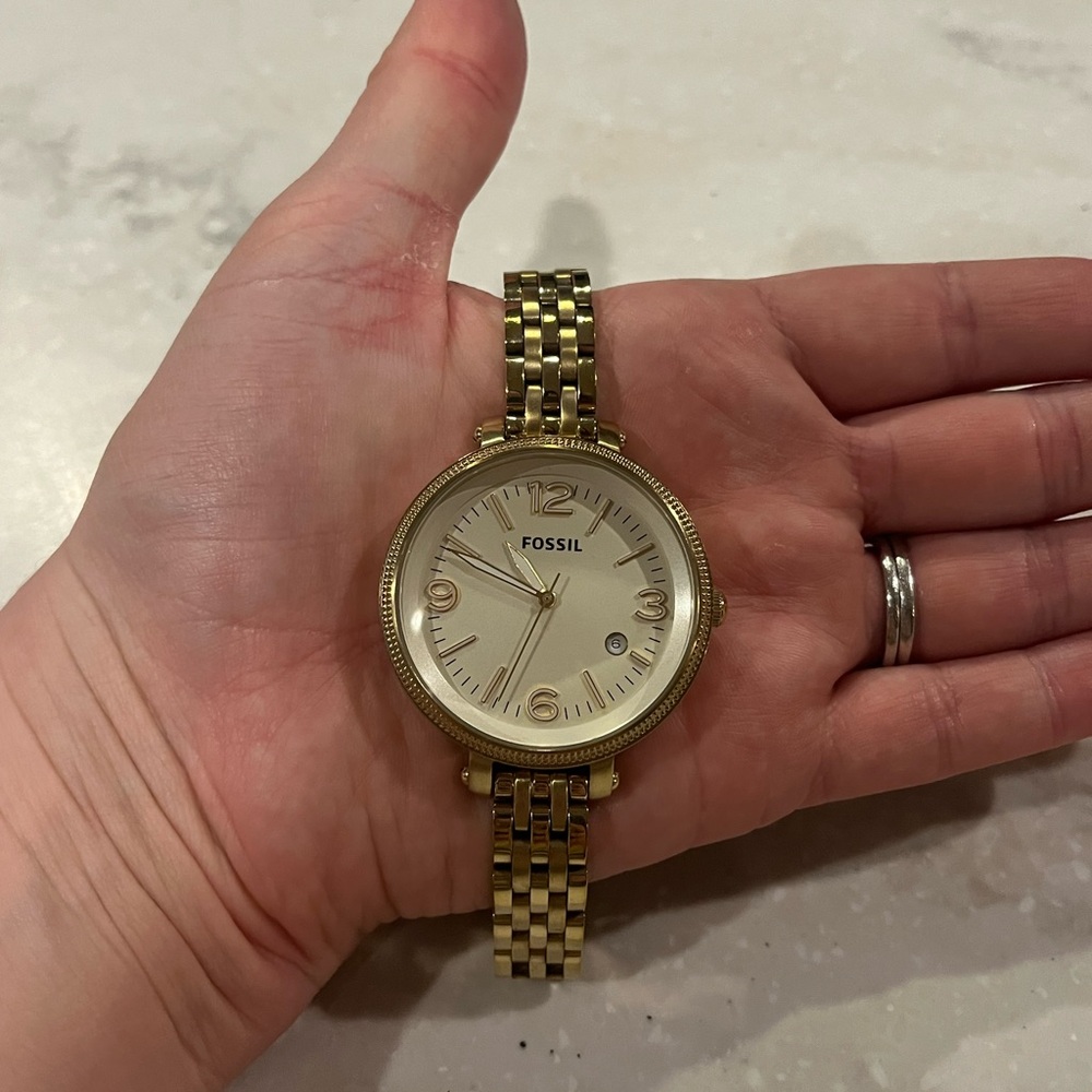 Fossil Gold-Tone Round Face Watch